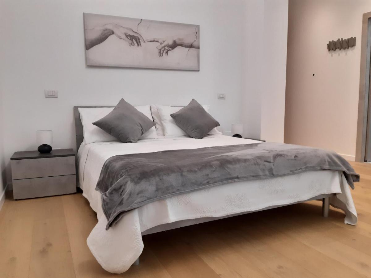 Piazza Mazzini Apartment Lecce Exterior photo