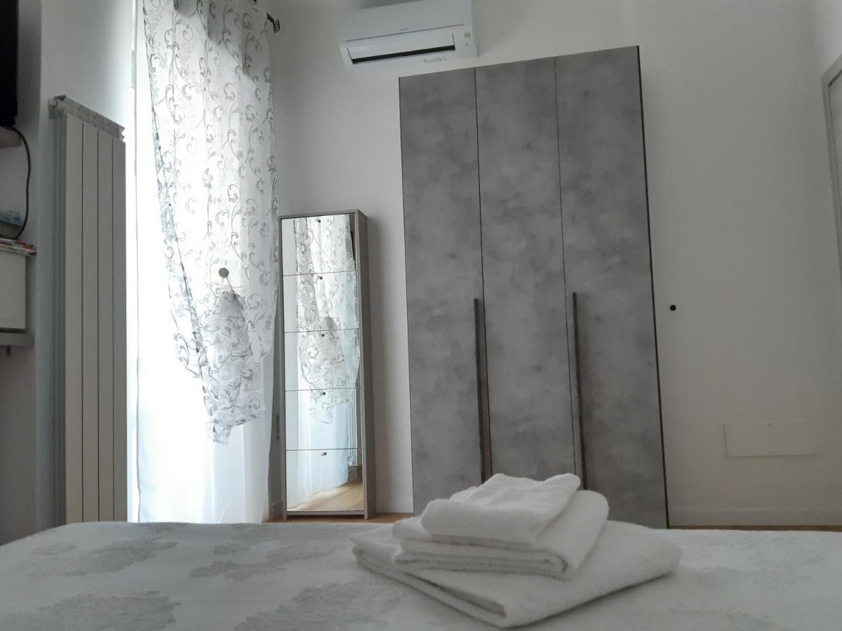 Piazza Mazzini Apartment Lecce Exterior photo