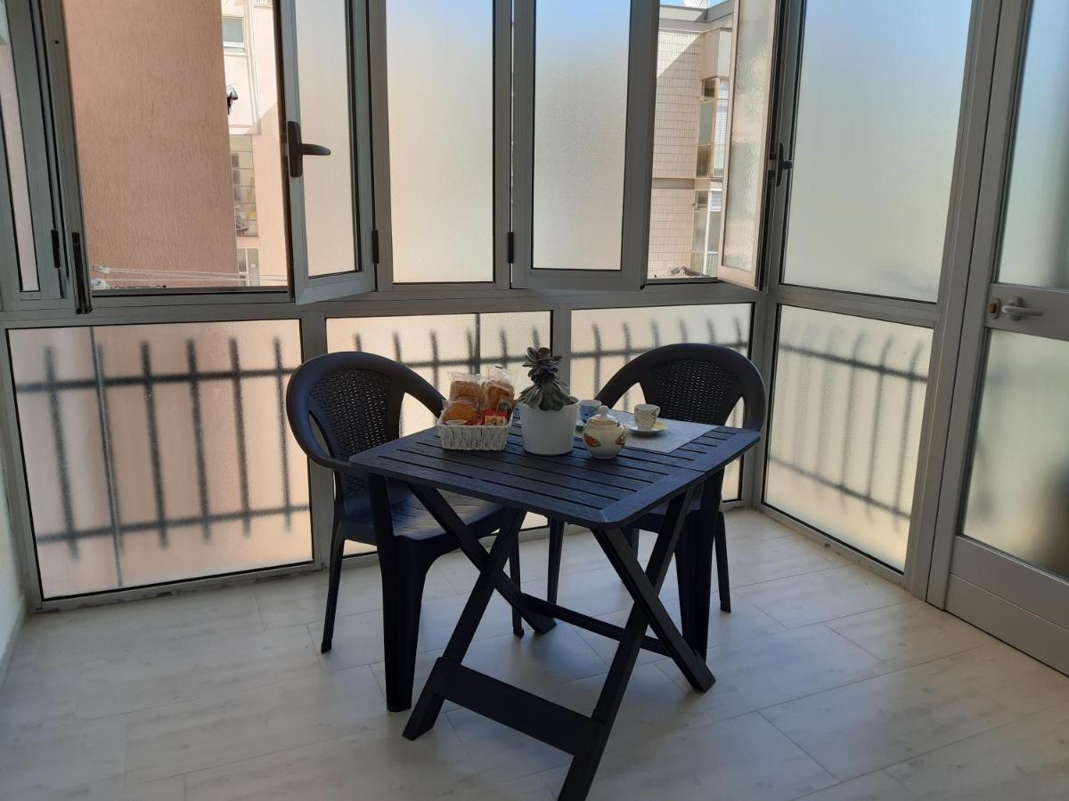 Piazza Mazzini Apartment Lecce Exterior photo